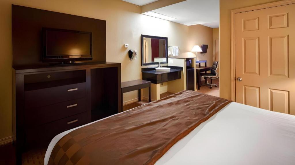 Americas Best Value Inn Monroe Exterior photo