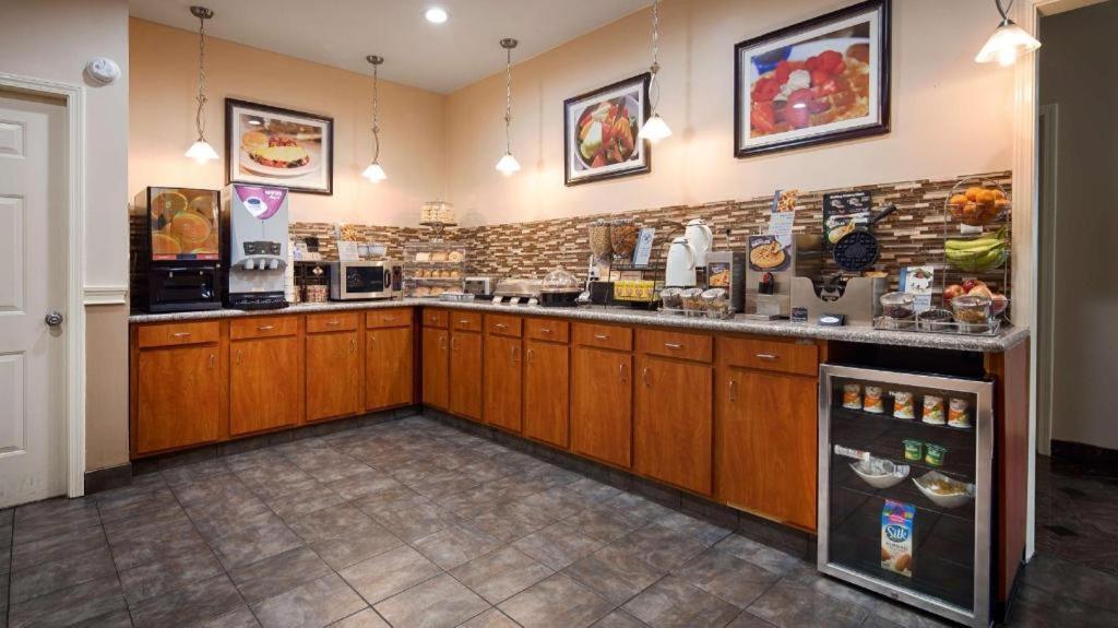 Americas Best Value Inn Monroe Exterior photo